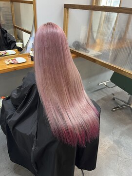 ピンクヘアカラー