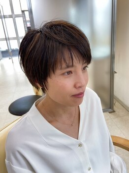 Hair make Lucius【2月上旬NEW OPEN予定】の写真/白髪ぼかしと育毛促進スパで未来まで美しく、骨格補正カットでボリューム悩みも解消し自信の髪へ。