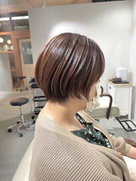ルフトバイアンビエンテ(Luft by ambiente) ショートボブスタイル