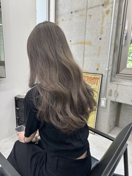 ディジョン 自由ヶ丘(Dijon) 韓国顔まわりレイヤーカットグレージュオリーブベージュ