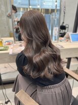 エレン 新百合ヶ丘店(ELEN)&nbsp;赤みを抑えた透明感抜群のアッシュベージュ