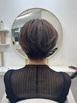 アルトル 池袋(altru)&nbsp;後ろ姿が可愛い丸みとくびれのあるショート　元重