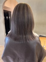 ローレン(LOREN)&nbsp;イメチェン/ホワイトブロンド/外ハネボブ/ワイドバング/栄/久屋