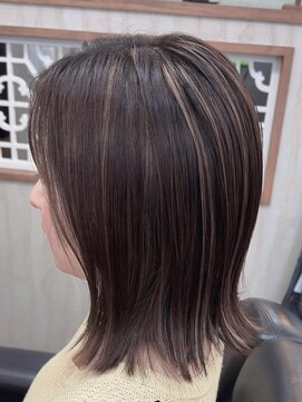 モーイトウキョウ美容室(Mooi Tokyo美容室) 切りっぱなしボブに