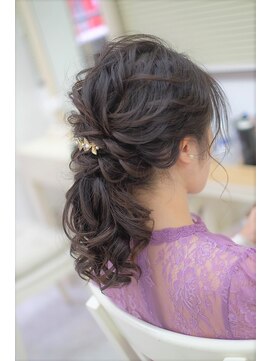 リサ 恵比寿(risa.) コテウェーブのゆるポニー