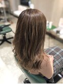 ミルキーベージュ