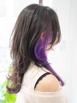 リアン(LIEN) ロングウルフ×イヤリングカラーバイオレット