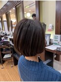 ショートボブ