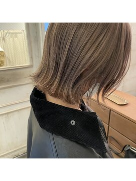 デコラスウィート(DECORA sweet) 大人可愛い*切りっぱなし外ハネボブ【川越/韓国/レイヤー】