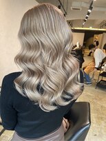 メリー オオサカ(Merly Osaka)&nbsp;ほんのりミルクティベージュ_可愛いブロンドヘア_