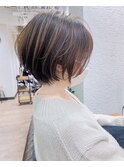絶壁解消×くびれ×30代40代50代×前髪長め大人ショートボブ永