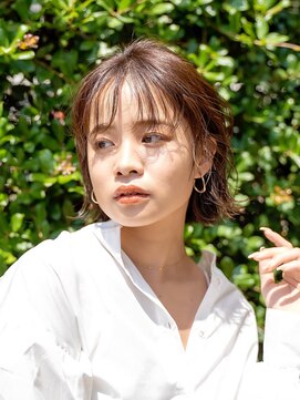 シフターズ(SIFTERS) ベージュ◇ミニボブ◇シースルーバング