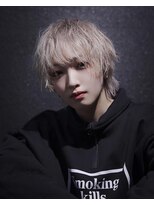 シン(syn) ホワイトミルクティー ミディアムウルフ