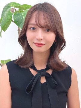 ミラリー トウキョウ(Mirareee Tokyo) 20代30代40代◎韓国ヘアー顔周りレイヤー青髪似合わせカットロブ