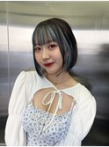 前髪インナーカラー/イヤリングカラー/ブルーアッシュ/ボブ