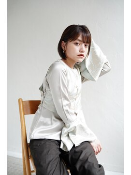 ジュール 新宿三丁目(Joule) 黒髪ロング/グレーベージュ/レイヤーロング/新宿駅