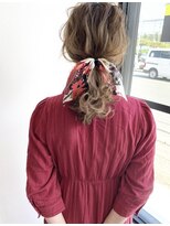 ニド(2do)&nbsp;ゆるふわカジュアルポニーテールアレンジ