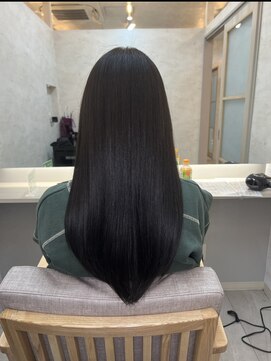 エクラートリュクス 津田沼(ECLART Luxe) 柔らかい質感の縮毛矯正