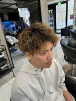 アイズ 海老名(AIZU)&nbsp;ブリーチパーマ　ツイストスパイラル　メンズパーマ　眉毛カット