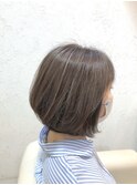 ショートボブ30代40代50代シアーベージュ白髪ぼかしハイライト