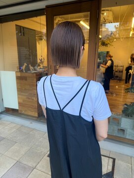 シロ(siro) 切りっぱなしボブ