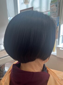 レリビー アウラ(LELiBE_'aula) 定番ショートボブ