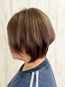 ナチュラ(Natur) ◎骨格補正ボブ◎顔周りはシャープに、トップはふんわり立体感