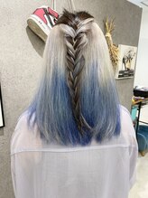 パーセント(percent)&nbsp;アンブレラブルーカラー/ブリーチ3回～/枚方市駅