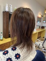 美容室 ステラ ミディアムレイヤーウルフ