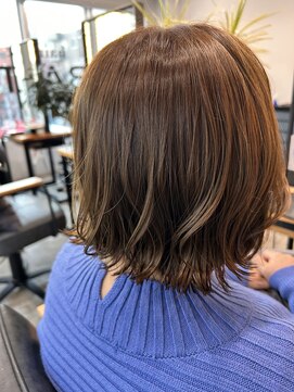 バトー バイ トリコ 船橋北口店(BATEAU by tricot) オリーブグレージュ