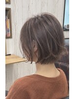 ねこびより&nbsp;大人の柔らかショートボブ