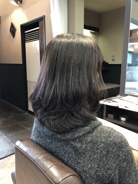 ナトゥーラ 岐阜(Natura) アッシュブラウン☆重軽レイヤーカット☆