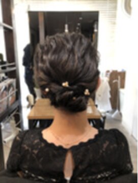 ギフト リビング(Gift Living) ボブヘアアレンジ