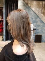 ユーアールキャッスル(UR CASTLE) ピスタチオグレージュ プレミアムイルミナ