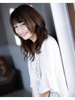 ピケ(pique)&nbsp;長めウルフスタイル/暗髪/段カット