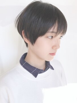 モリオフロムロンドン 原宿本店(morio from London) 【モリオ原宿】黒髪ベリーショート耳出しショート前髪あり