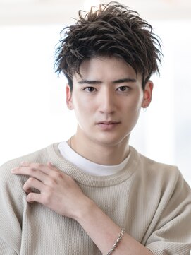 ヴィアラ 自由が丘(VIALA) 【VIALA 自由が丘】束感×ツーブロック