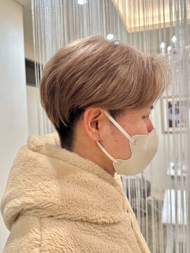 アームス リレーション(Arms Relation) センターパート×ミルクティーベージュ