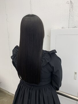 ユイツ うる艶ロングストレート