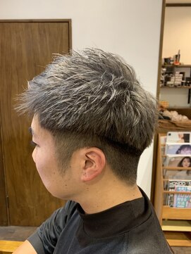 ルーム(ROOM) 「ROOM」 メンズ 刈り上げショート ハイトーンシルバー