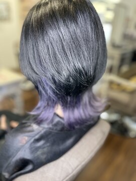 ジウ 上通り(JIU) 20代30代ウルフインナーカラーパープル