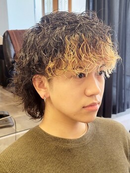 マジック(magic)の写真/経験豊富なスタイリストが男性特有の髪のお悩みにもしっかり対応いたします！マンツーマンで相談しやすい♪