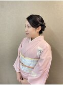 編み込みシニヨン系ヘアアレンジ