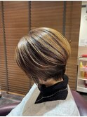 白髪ぼかしハイライ似合わせカット