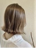 外ハネボブ/切りっぱなしボブ/艶ボブ/シルキーベージュ/伏見