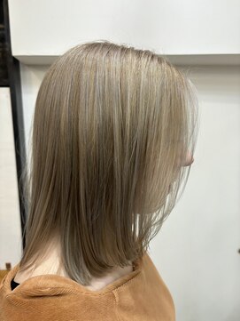 リルウ 阿倍野キューズモール(LILOU) ぼかしハイライト