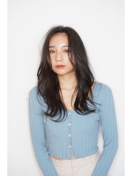 ルフュージュ バイ プロデュース 相模大野店(Refuge by Produce) 暗髪/レイヤーカット/長めバング