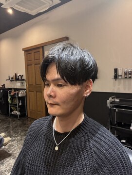 アップバングマッシュ