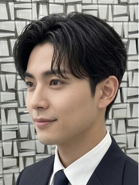 ウィーニード 名古屋(WENEED) 【佐久間】ツーブロック&ダウンパーマ韓国風ビジネススタイル