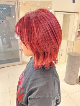 ステラ ヘア デザイン サロン(STELLA hair design salon) ショートウルフ　ハイトーン赤髪　【杉若】